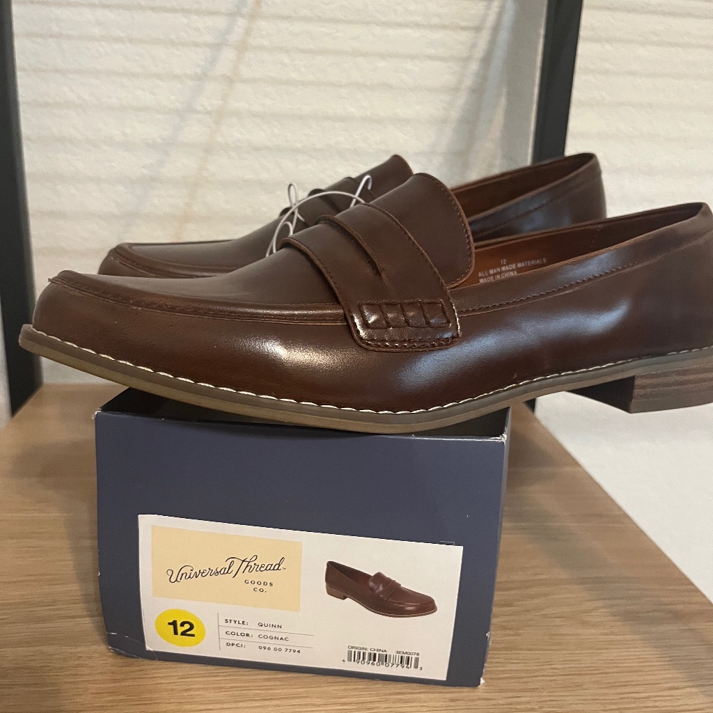 Universal Thread Loafer